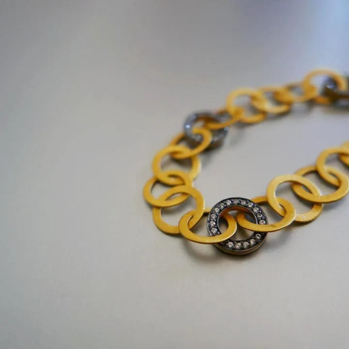 Bellia Bracelet In Gold