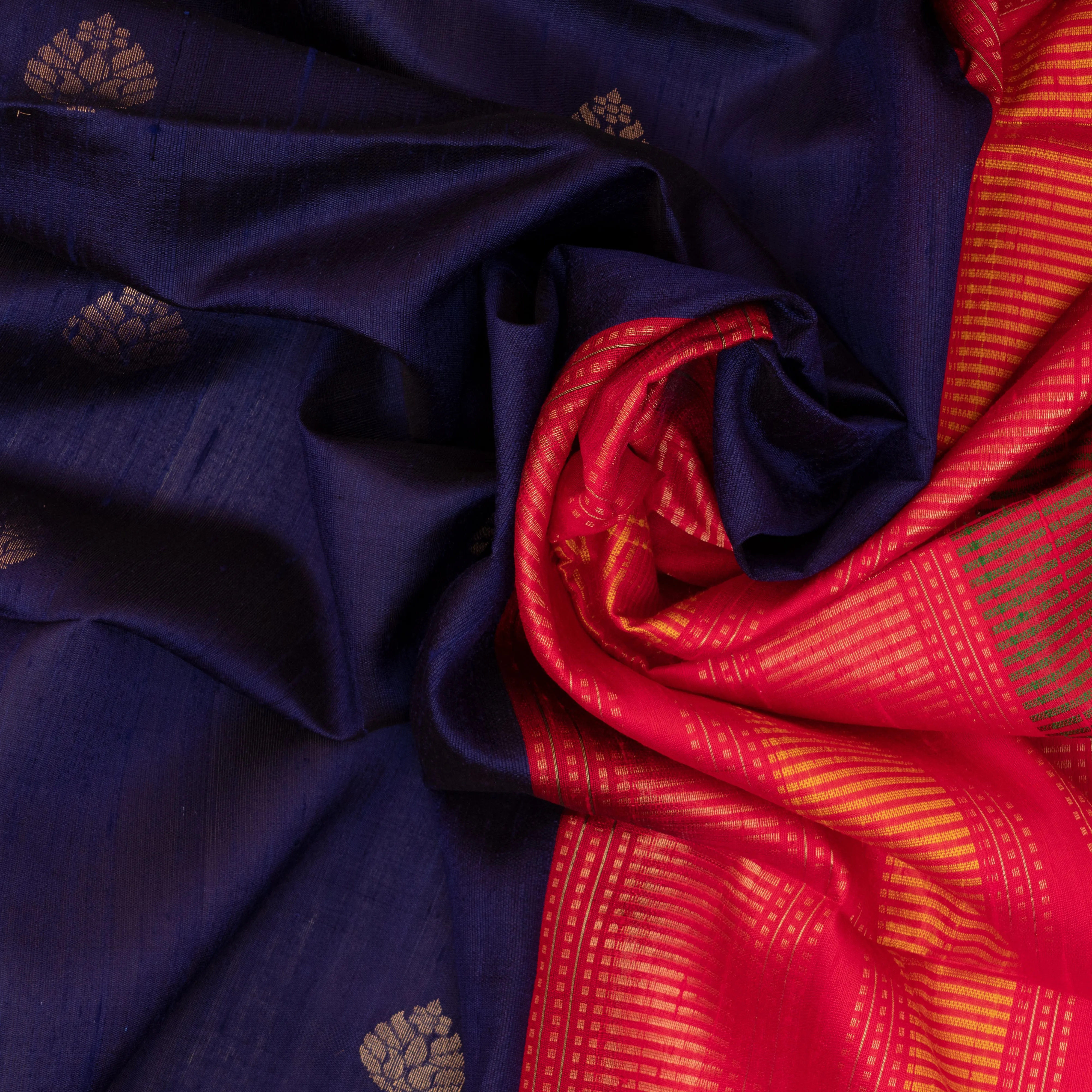 Handwoven Blue with Red Soft Silk Saree - 1988T009882DSC