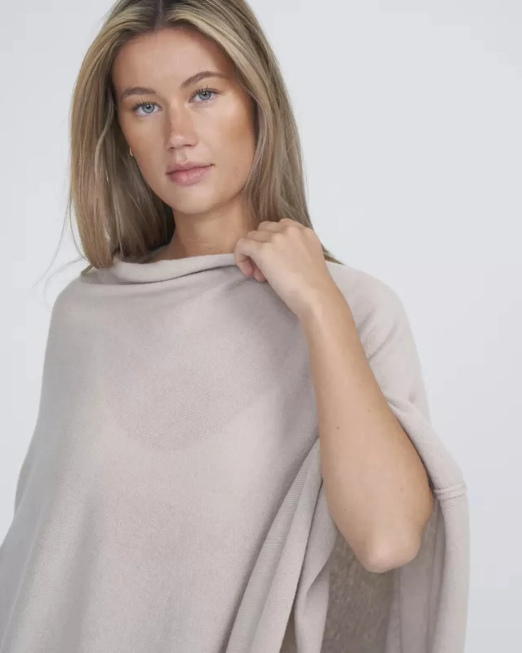 Holebrook Sofie Poncho