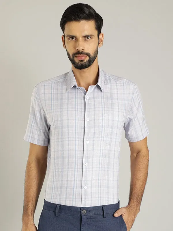 Men Checked Half Sleeve Cotton Blend Shirt