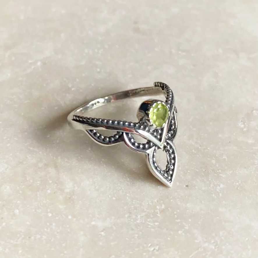 Peridot Artisan Design Ring - Mehindi