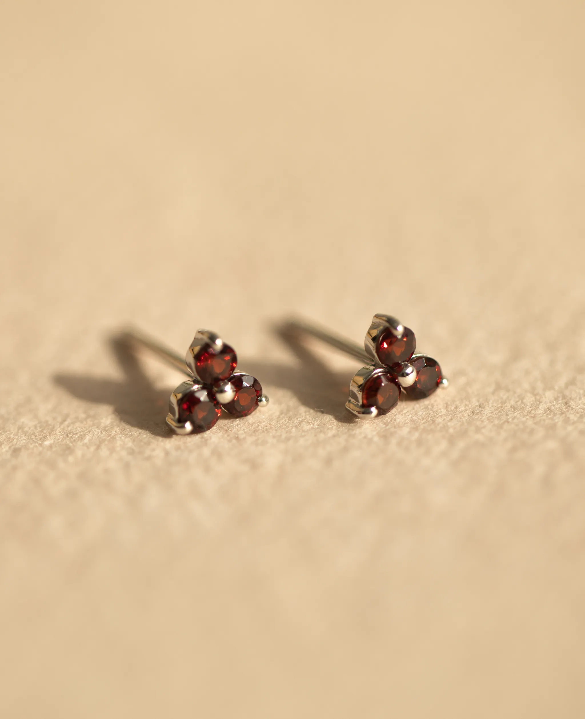 *SAMPLE SALE* Garnet Large Fleur Studs Silver