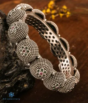 The Huma Silver Openable Bracelet (Size 2.4)