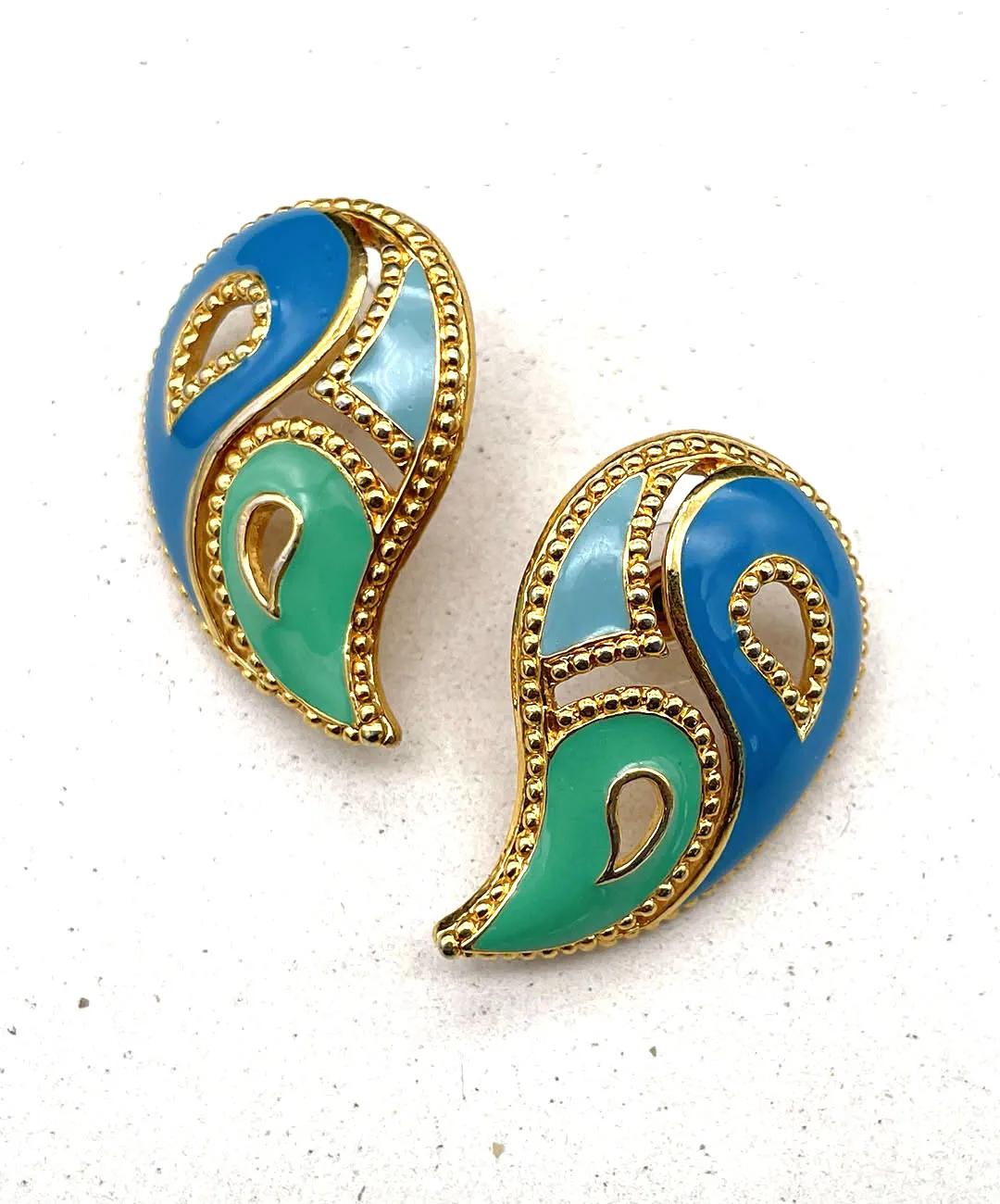 【USA輸入】ヴィンテージ AVON ペイズリー エナメル ピアス/Vintage AVON Paisley Enamel Post Earrings