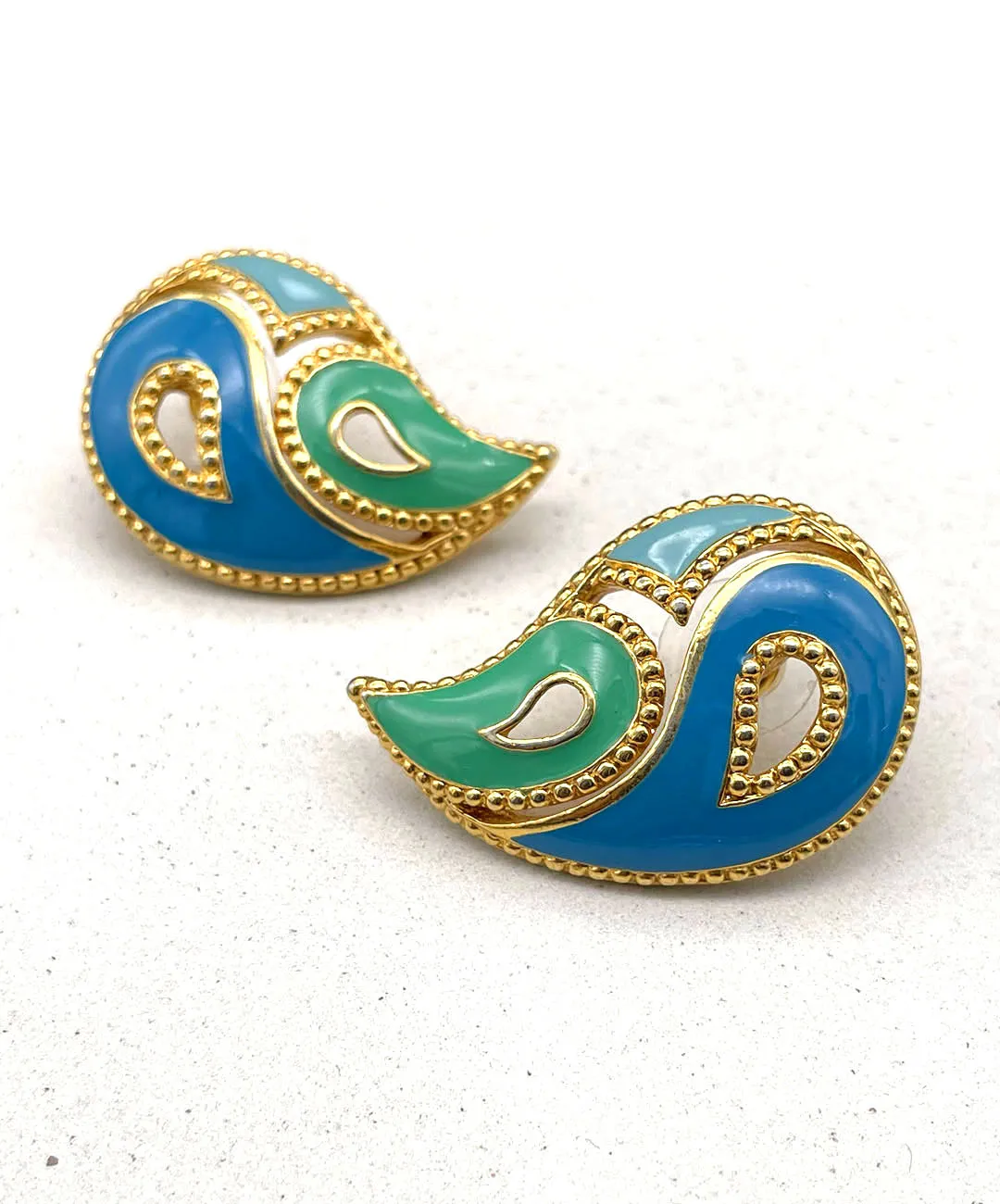 【USA輸入】ヴィンテージ AVON ペイズリー エナメル ピアス/Vintage AVON Paisley Enamel Post Earrings