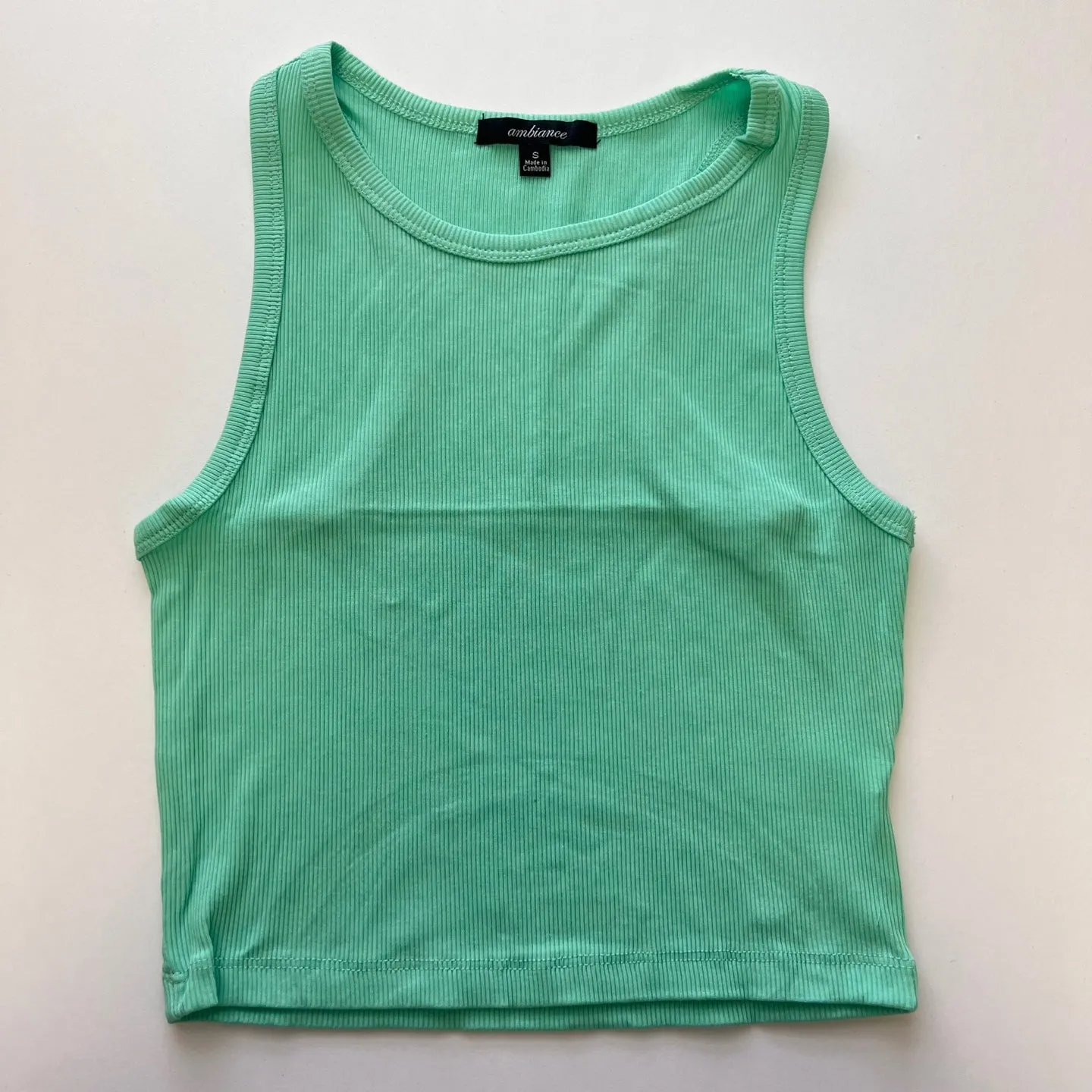 Women's Solid Sleeveless Raceback Crop Top Tank Tops